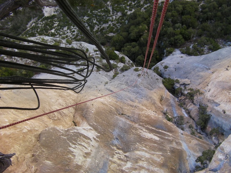 Photo: view down 'Black pot' from 'Tentative d'Evasion'