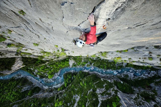 Photo: 'Oublier pour Tenir' 7b+ Photo: Ladszinki